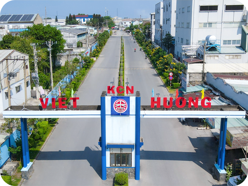 Cổng Khu Công nghiệp Việt Hương