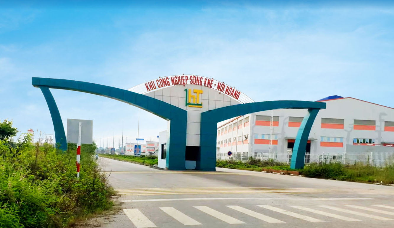 Cổng Khu Công nghiệp Song Khê - Nội Hoàng