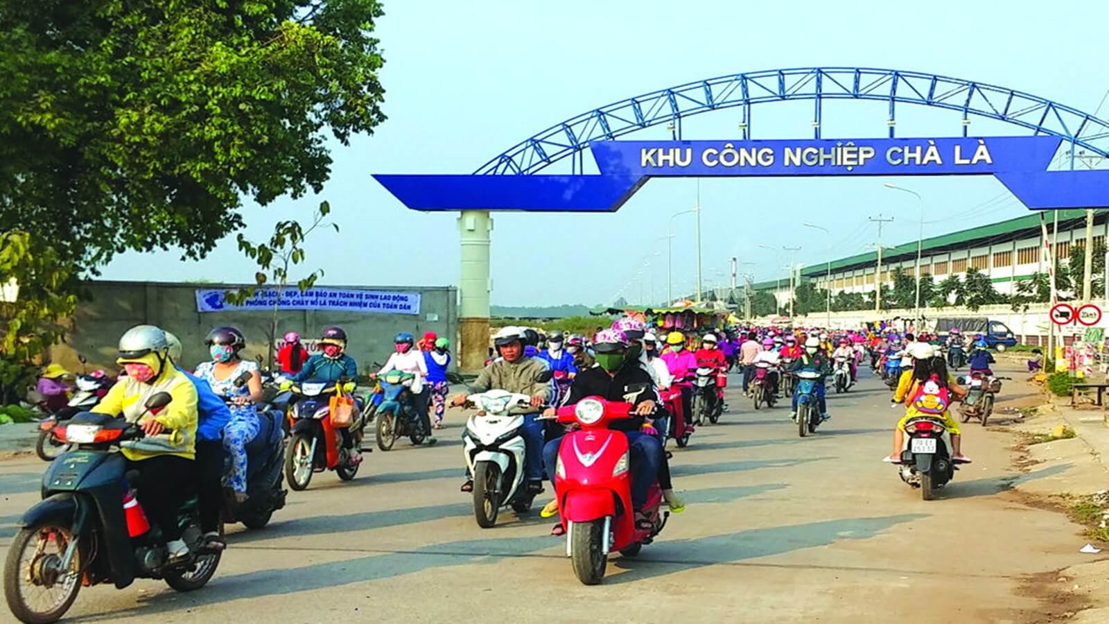 Cổng Khu Công nghiệp Chà Là - Tây Ninh