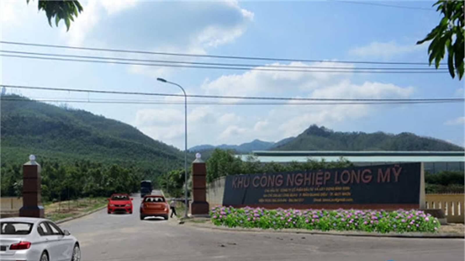 Cổng Khu Công nghiệp Long Mỹ
