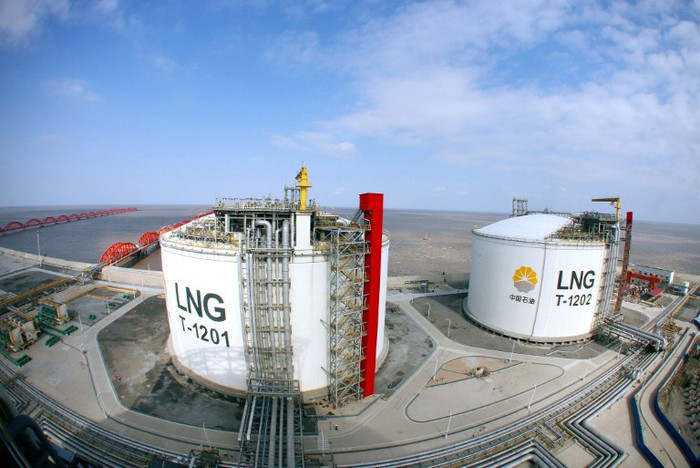 Các nhà đầu tư nhắm đến hạ tầng LNG tại Việt Nam